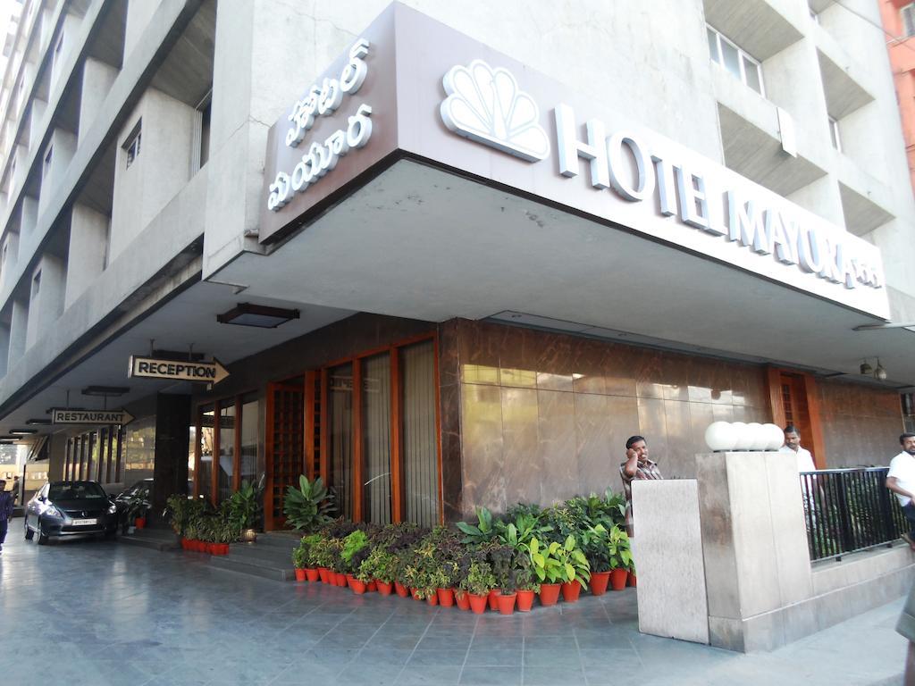 Hotel Mayura Tirupati Esterno foto